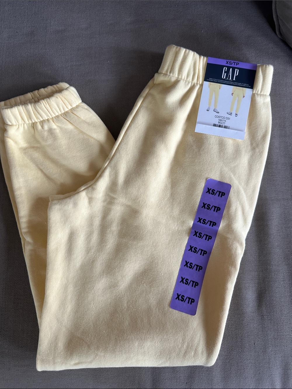 GAP Cream Yellow Jogger Sweatpants - XS NWT